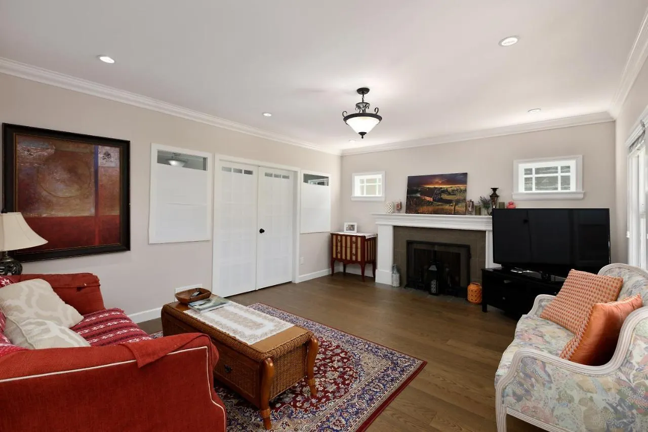 Cozy 4-Bedroom Home In Vancouver